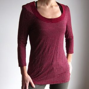 🎁 Free with purchase 🎁 Banana Republic - Red With Silver Striped Shirt